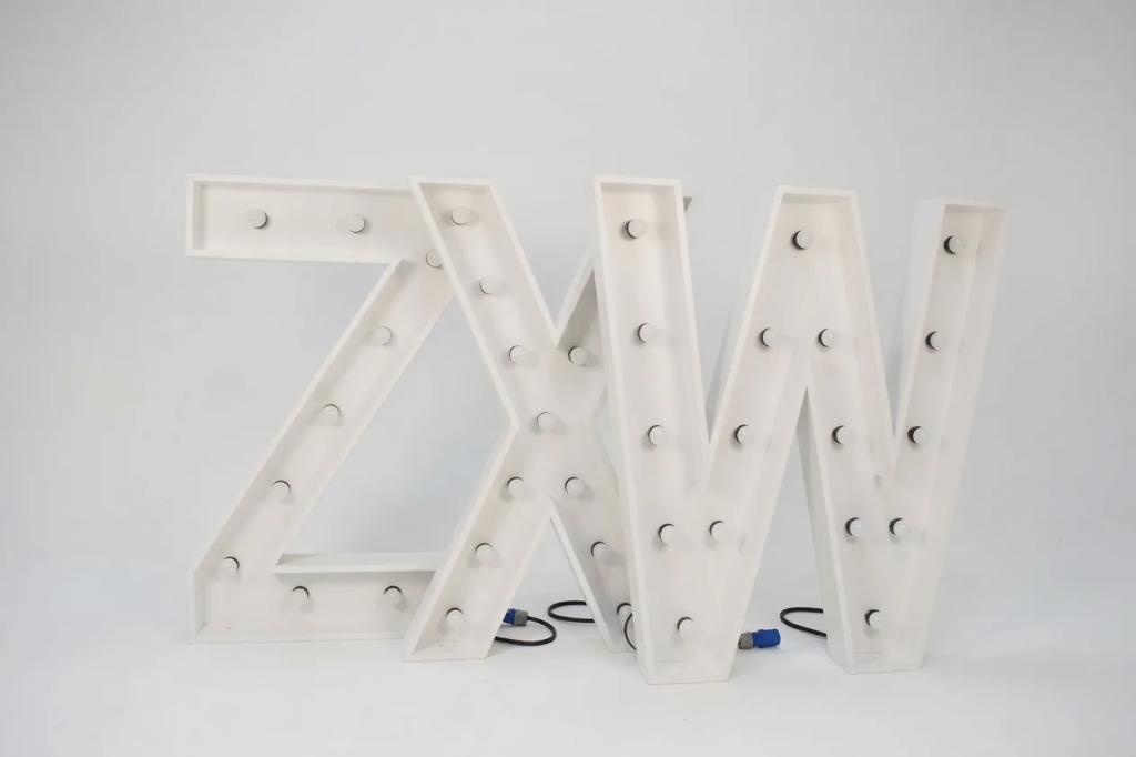 Lichtletter B